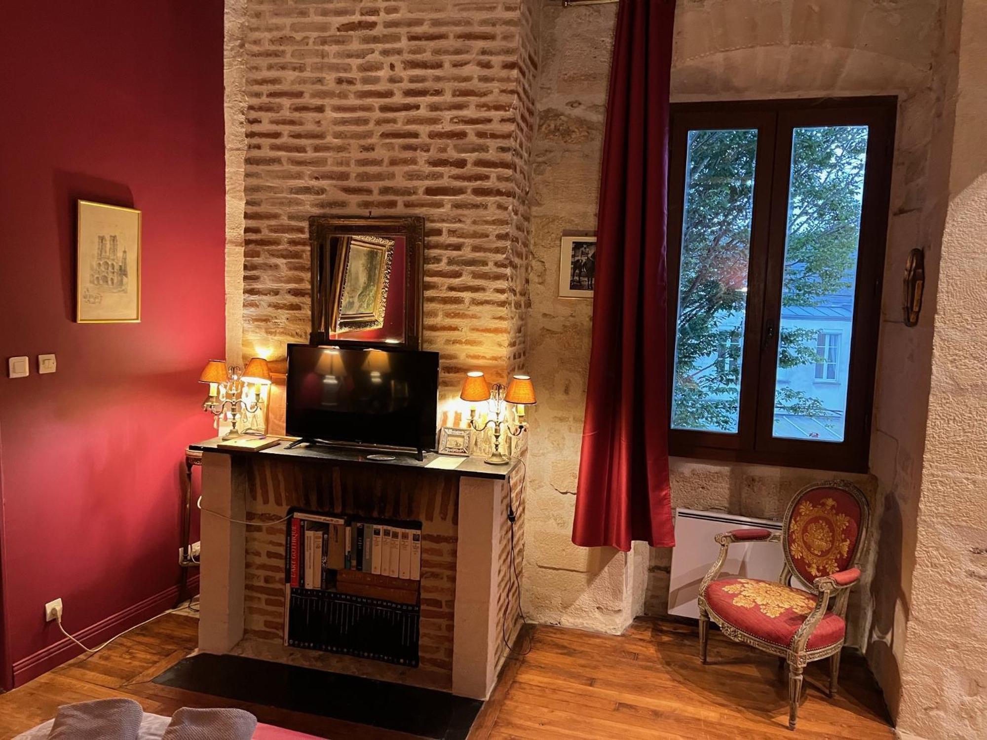 Le Refuge Des Cordeliers Apartment Laon Room photo